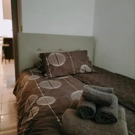 King Al Palazzetto Appartement *