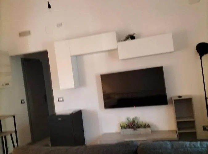 King Al Palazzetto Apartment *