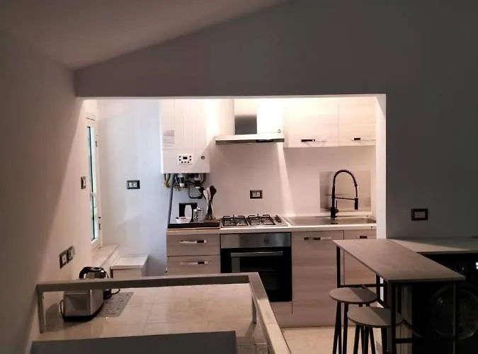 King Al Palazzetto Apartment *